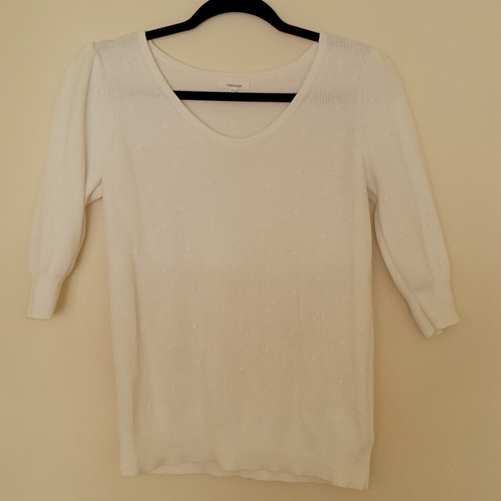 Sweater - Picture 1 of 3
